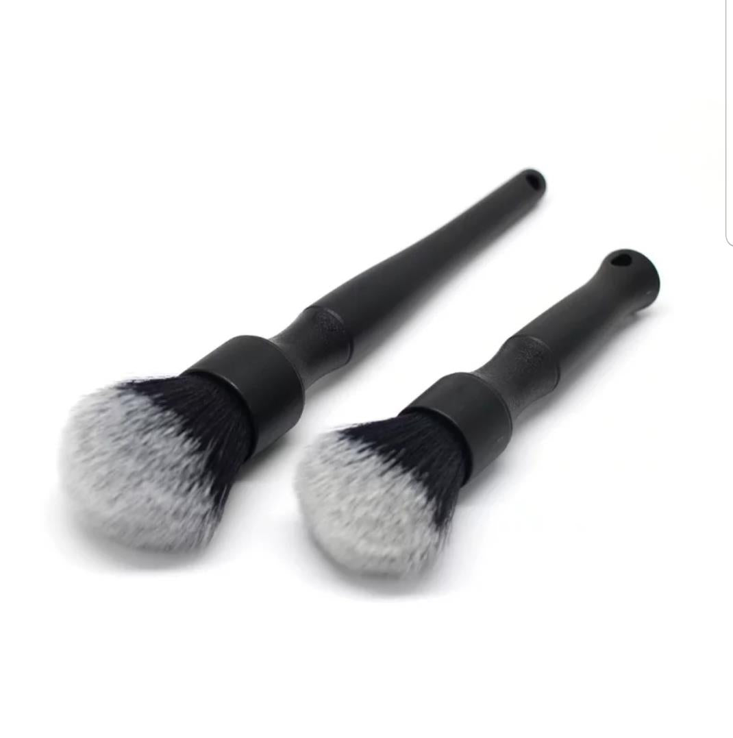 Set of 2 Ultra Soft Detailing Brushes – in2Detailing